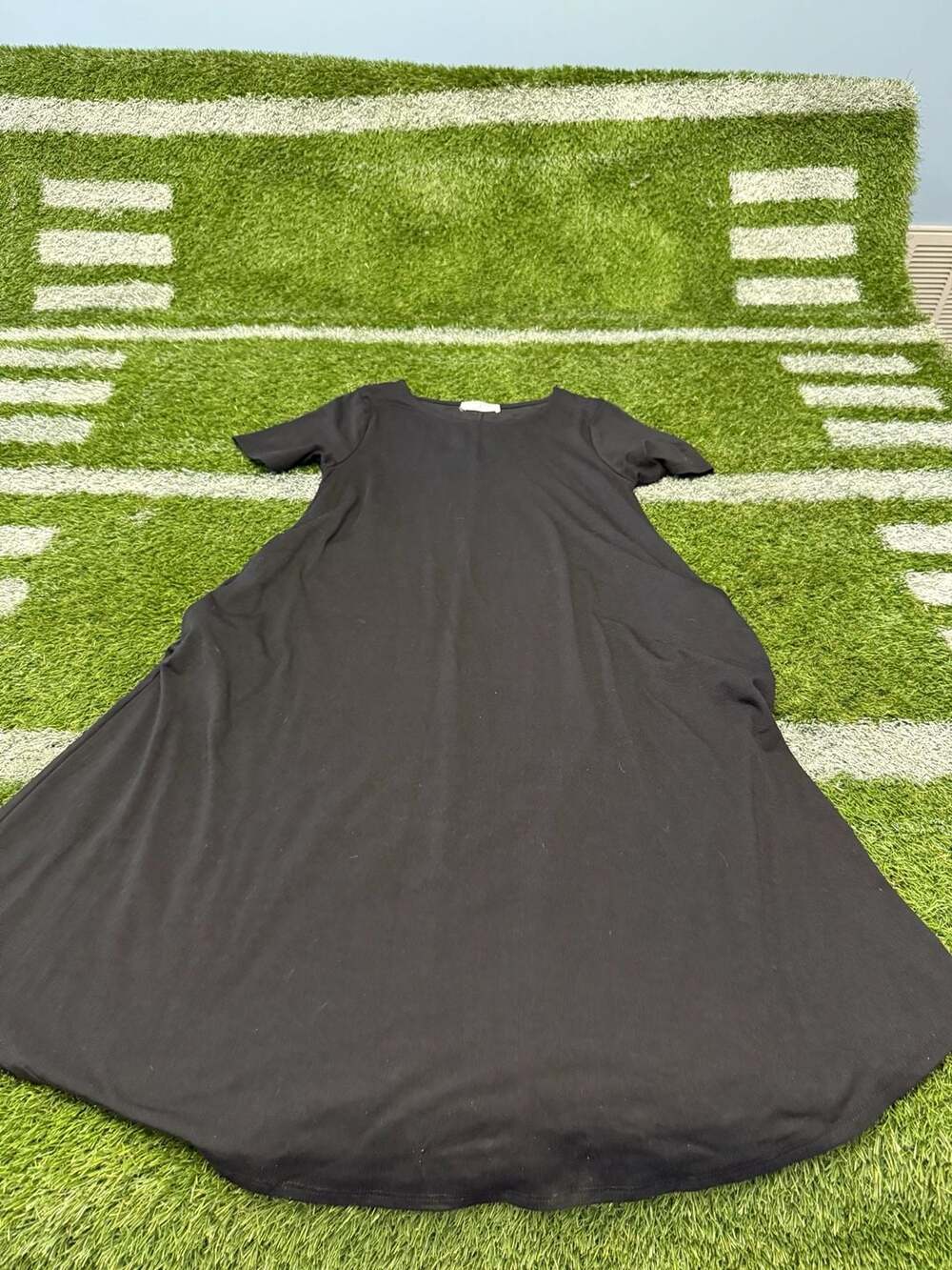 ZENANA Short-Sleeve Scoopneck Maxi Dress - Black